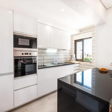 Apartment In Forte Sao Joao Near Alemaes Beach アパート アルブフェイラ