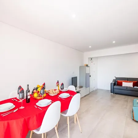 Apartment In Forte Sao Joao Near Alemaes Beach *